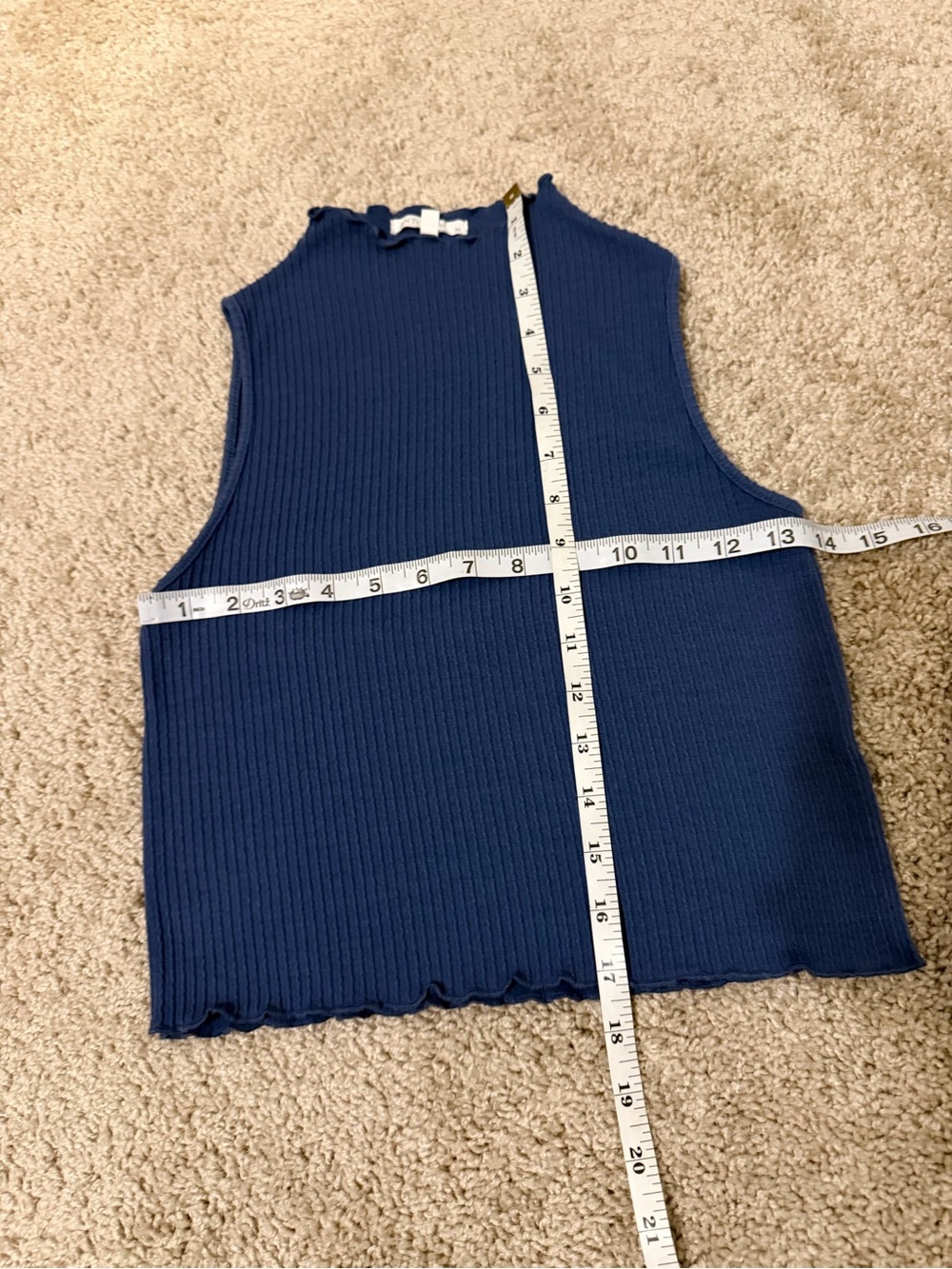 Mock Neck Crop Top, Medium - Picture 3 of 5